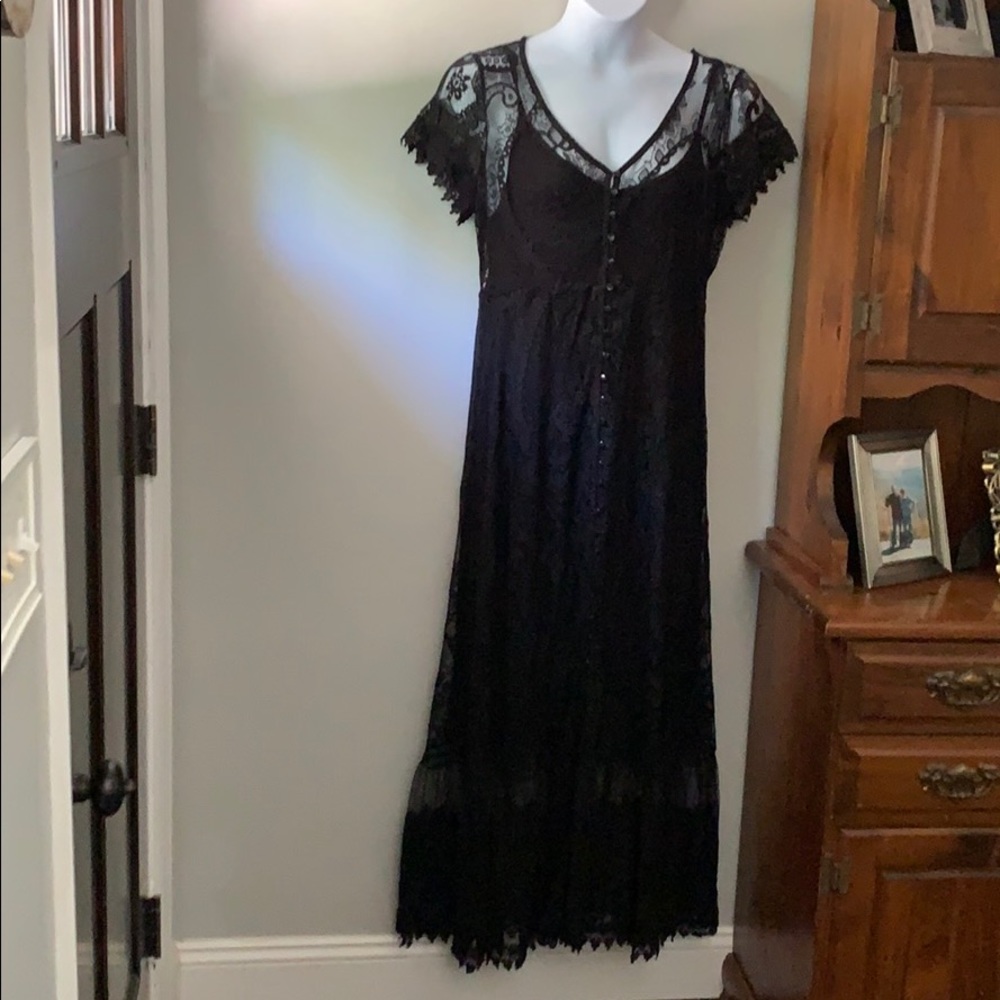 Lace maxi dress